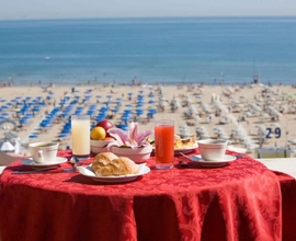 Минск – Вена - Венеция – Римини (отдых на Адриатическом море 7 ночей) - Рим – Ватикан – Флоренция – Сан-Марино – Мондаино – Мантуя – Сирмионе - Больцано – Брно - Минск