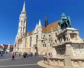 БУДАПЕШТ – БАЛАТОН* – ТИХАНЬ* – КУРОРТ ХЕВИЗ* – ВЕНА – ПРАГА  445 евро + 250 рублей