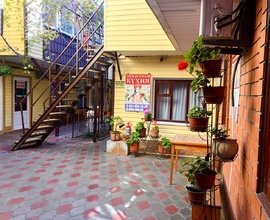 Частный пансионат  «Ольга »  Первая линия. Столовая на территории гостевого дома.