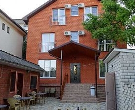 Дельфин на Черноморской