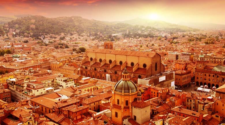 Грац – Венеция – Ницца – Канны – Ментон – Монако* – Иврея – Клагенфурт Стоимость тура 795 евро + 250 рублей Визовая поддержка.