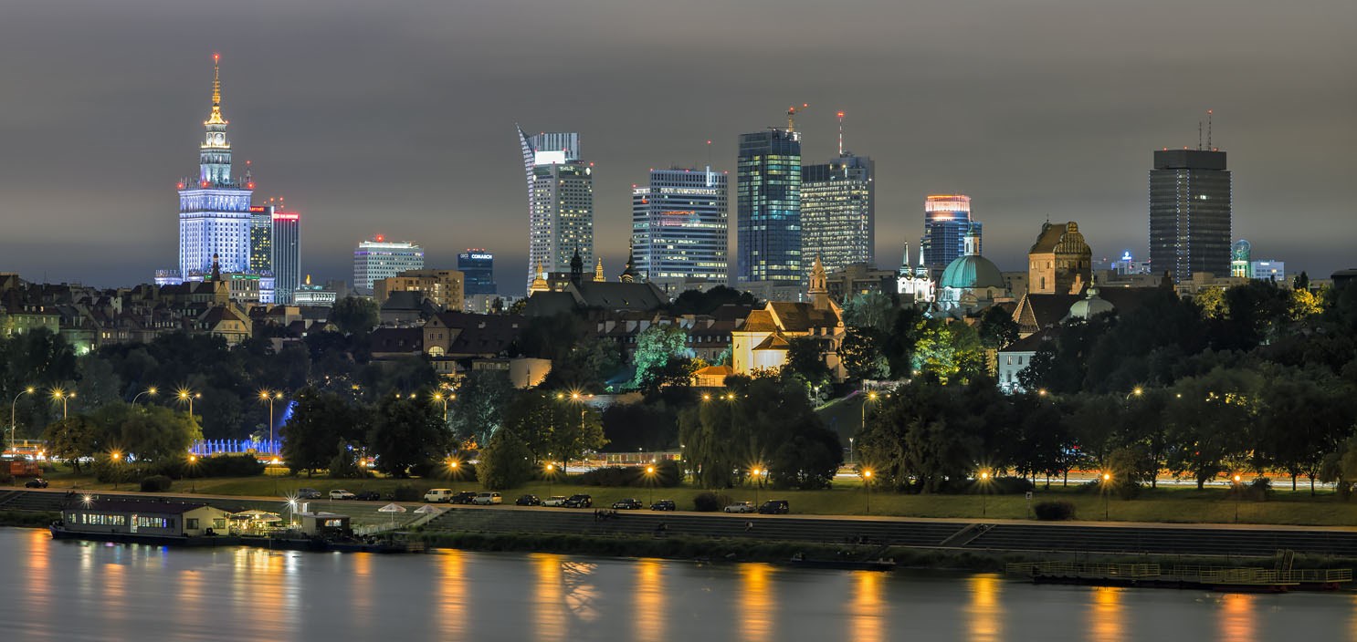 ВАРШАВА - ДРЕЗДЕН - ПРАГА - КАРЛОВЫ ВАРЫ Для туристов с визами Стоимость тура 330 евро + 100 рублей