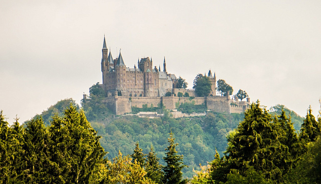 Очарование Германии для туристов с визами!!! Вюрцбург – Штутгарт – замок Гогенцолерн - Триберг – Шварцвальд – Титизее-Нойштадт – Нюрнберг